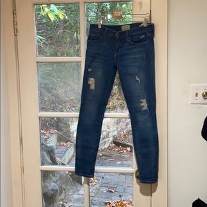 Current Elliott the stiletto